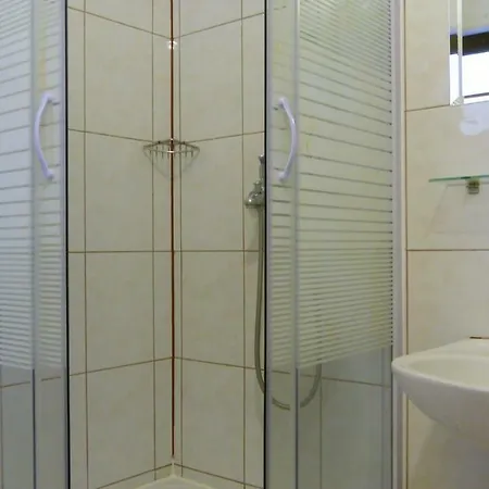Apartament Ivasnjak With A Sea View